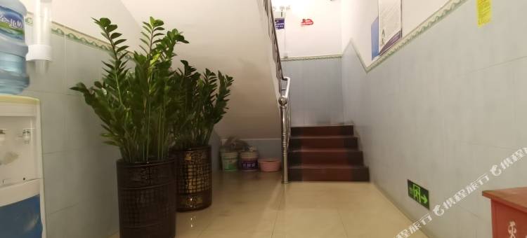 佳康住宿(深圳坪山比亚迪路店)图片
