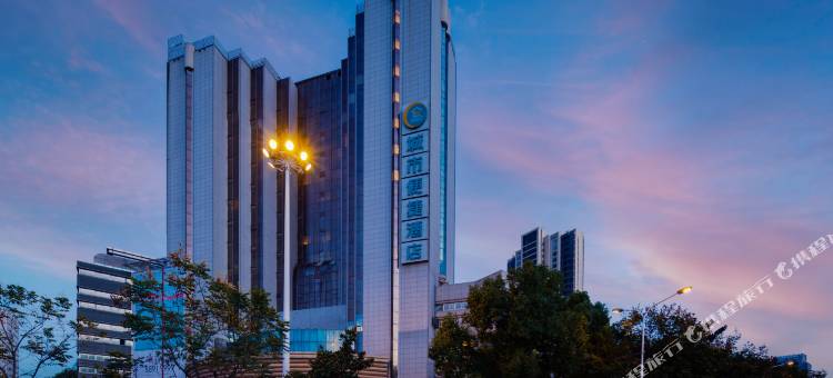 城市便捷酒店(武汉八大家和平公园地铁站店)图片