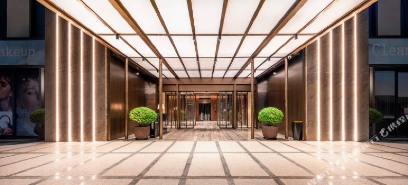 重庆WPLUS江景酒店(南滨路下浩里店)图片