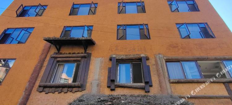 守貘良栖(卧龙镇店)图片