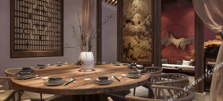 泸沽湖泊岸度假半山湖景酒店图片