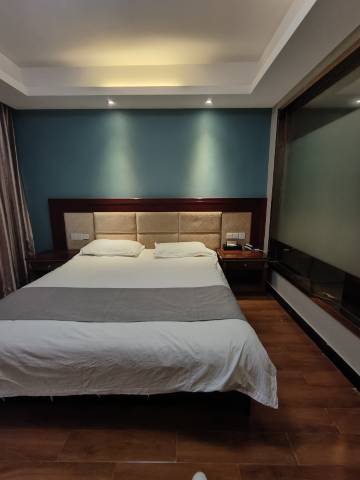 上饶阳光假日酒店