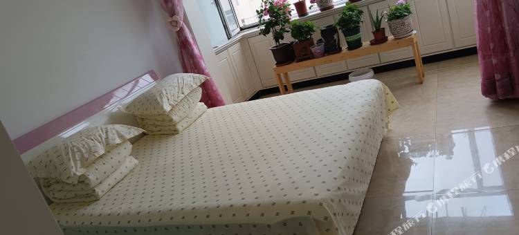 天蓝蓝家庭公寓图片