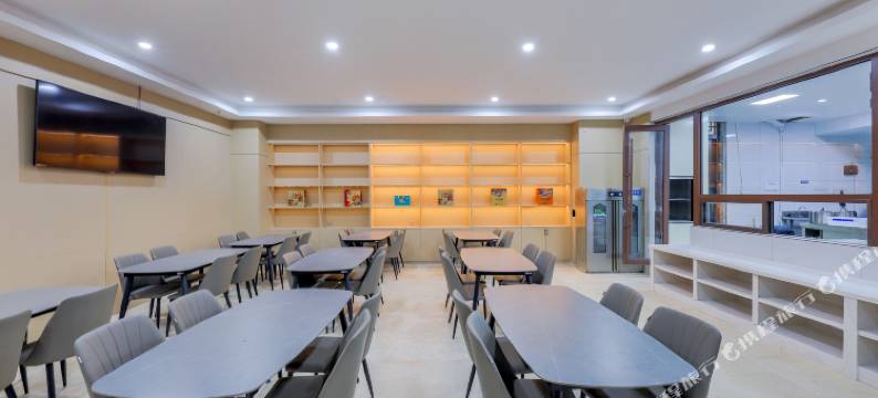 艺龙瑞云酒店(东明曙光路大都会店)图片