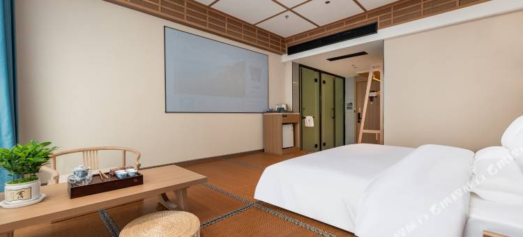 STC设计师酒店(贵阳白云北路地铁站店)图片