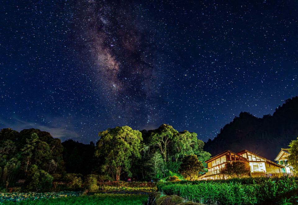 Leliving Qishan Xiayin Manor Hotel Overview