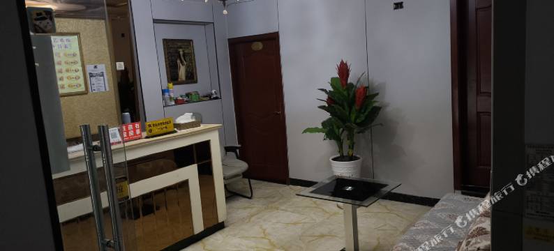 平昌星艺宾馆图片