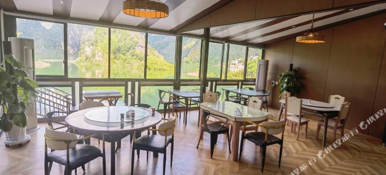 湖边民宿(浩坤湖景区店)图片