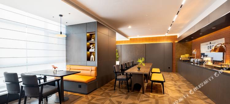 曼怡酒店(沈阳铁西万象汇沈辽路地铁站店)图片