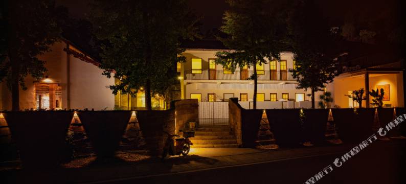 芥子山民宿图片