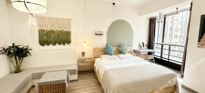 南京君临国际公寓(新街口珠江路地铁站店)图片