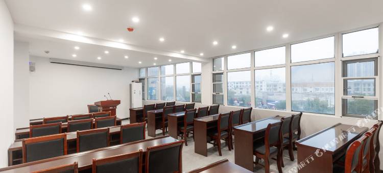 丽橙酒店(许昌金三角胖东来店)图片