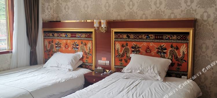 新龙新粮大酒店图片