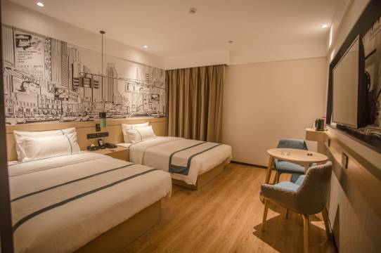 城市便捷酒店(扬州东关街何园店)