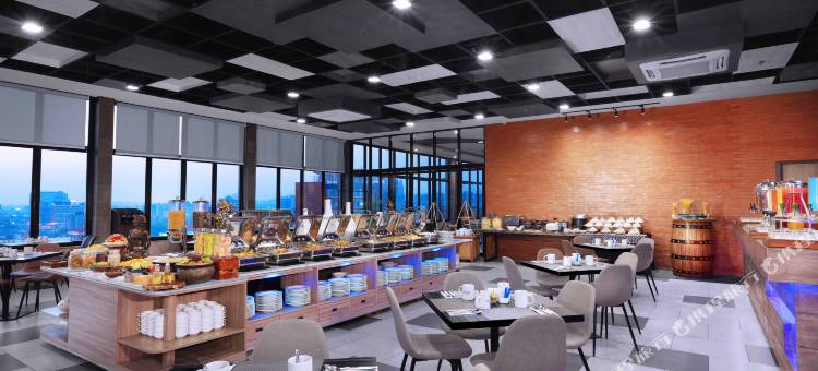 阿斯顿酒店 Pandanaran - 三宝垄(Aston Inn Pandanaran)图片