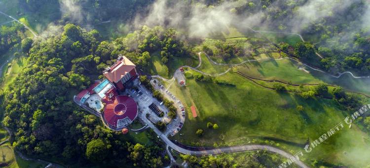 顶峰雨淋高尔夫度假村(Summit Rainforest & Golf Resort)图片