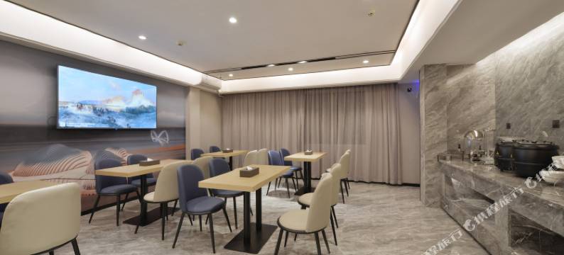 逸喆酒店(南宁石子塘地铁站店)图片