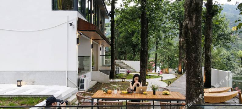 庐山云隐·半山宿民宿(庐山风景名胜区小天池店)图片