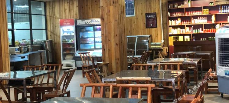 Q加·凤凰玉林客栈(凤凰古城店)图片