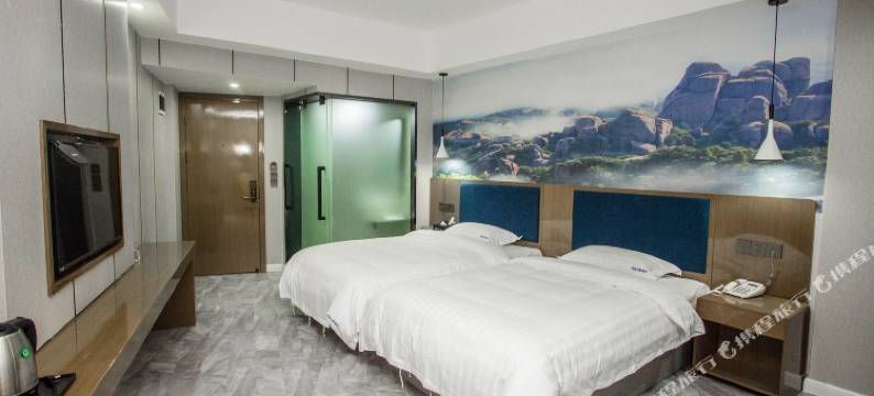 福鼎领航主题酒店(宝龙天地店)图片