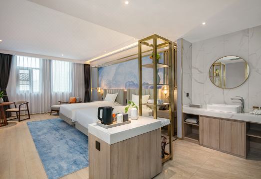 Zhongzhou Yimei Hotel Hotel Overview