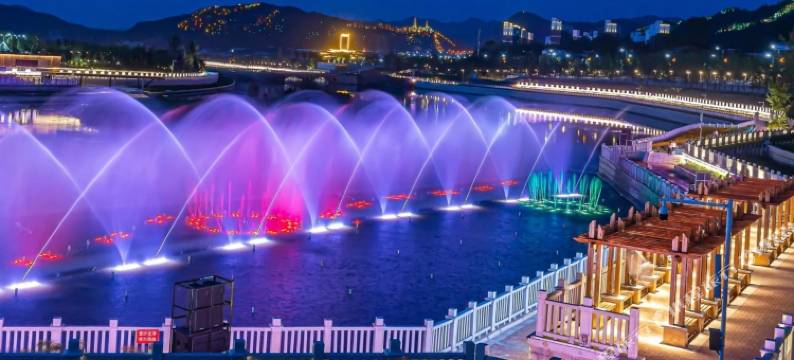 青柠檬艺术酒店(栾川老君山店)图片