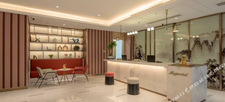 白玉兰商务酒店(焦作远大未来城高铁站店)图片