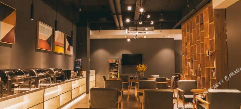 广州零贰零酒店(大学城店)图片