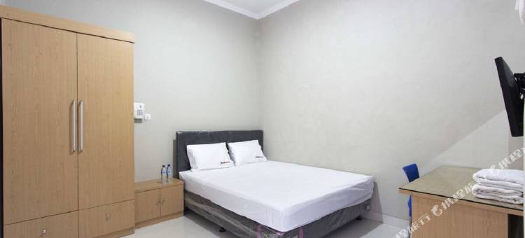 红多兹酒店@孟加勿刹2(RedDoorz @ Mangga Besar 2)图片
