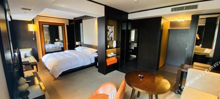 方正龙跃尊享酒店图片