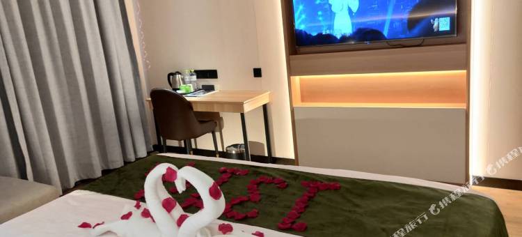 格林豪泰商务酒店(菏泽CBD火车站万达广场店)图片