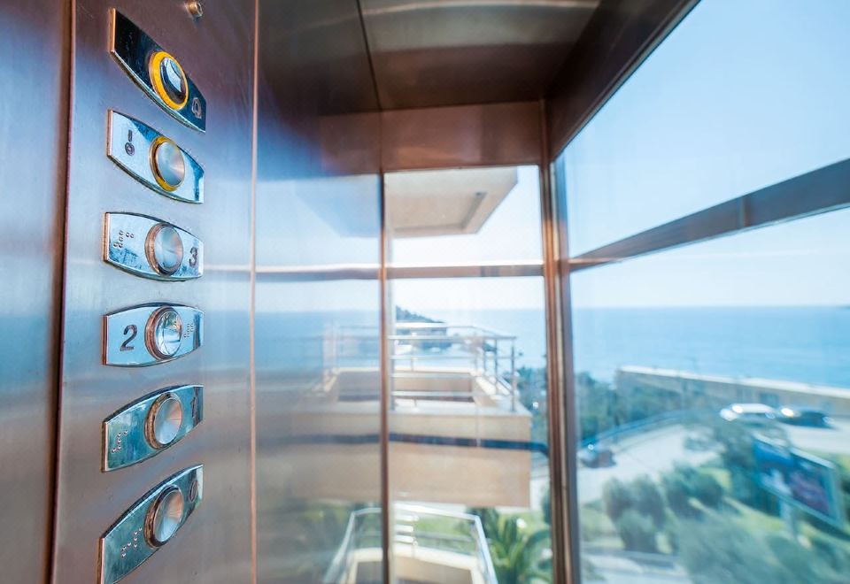 Apartments Raymond Hotel Overview