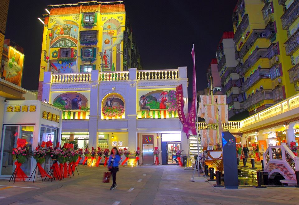 Zhuhai Longzhuda International Hotel (Gongbei Port Railway Station Branch) Hotel Overview