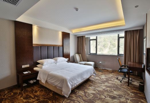 Tiantang Guzhai Holiday HotelHotel Overview