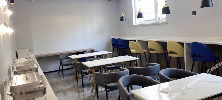 7天优品Premium(天津火车站北广场地铁站店)图片