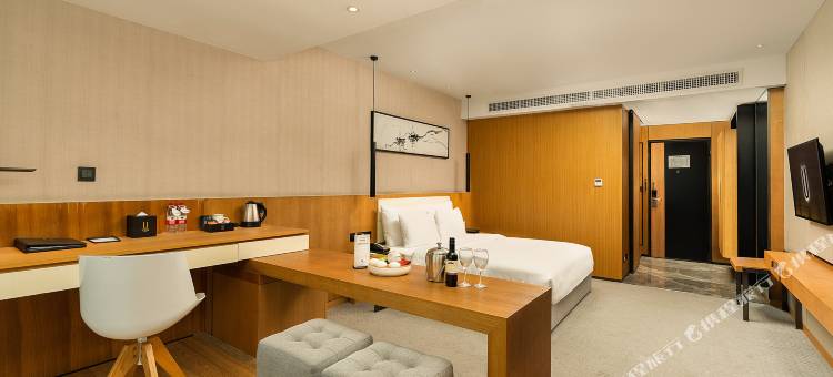 UEASY优逸酒店(柳州窑埠古镇万象城店)图片