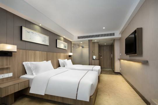 纳美酒店(长沙星沙经济开发区中茂城店)