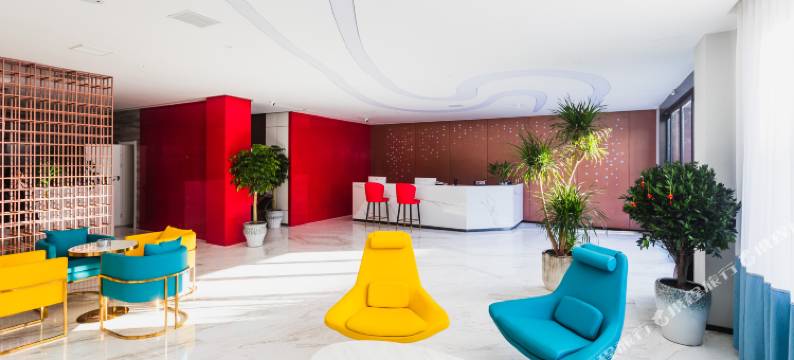 洛宁927美舍主题酒店图片