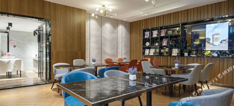 郴州皮皮酒店(步步高新天地广场裕后街店)图片