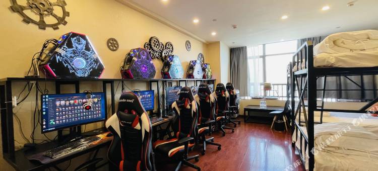 艾萨拉电竞民宿(白龙路地铁站香博店)图片