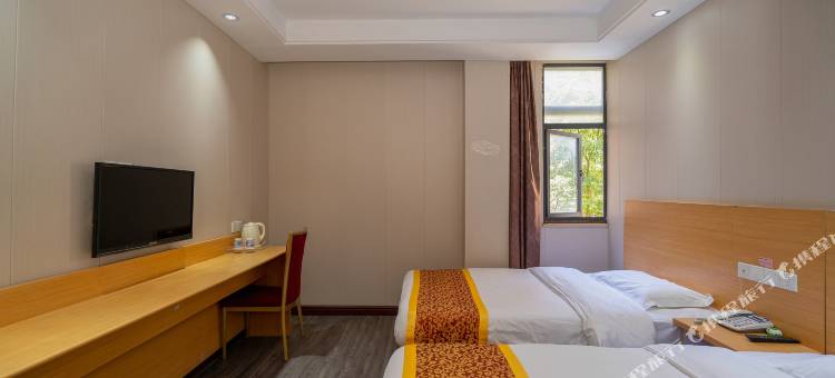 速8酒店(武汉欢乐谷店)图片