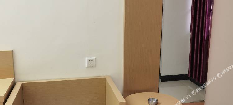 东兴国泰酒店(东兴国门景区店口岸店)图片
