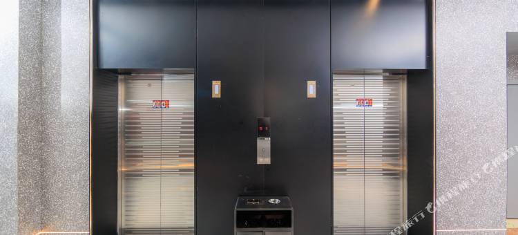 温度源酒店(温州五马街大南门店)图片