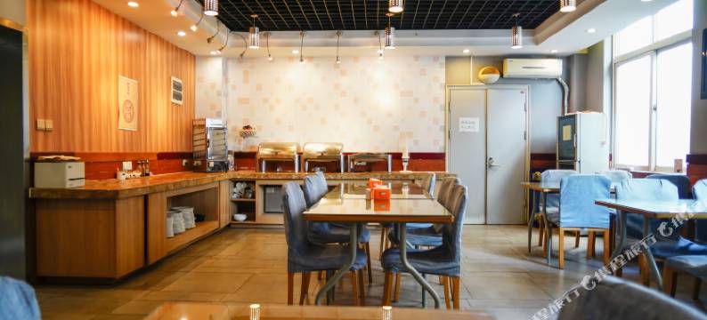 新华维酒店(青岛农业大学地铁站店)图片