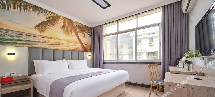 骏怡精选酒店(长沙岳麓山溁湾镇地铁站店)图片