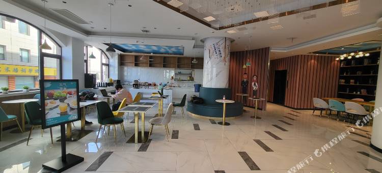 白玉兰酒店(青岛五四广场奥帆中心店)图片