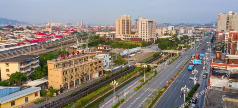 龙海悦来登酒店图片