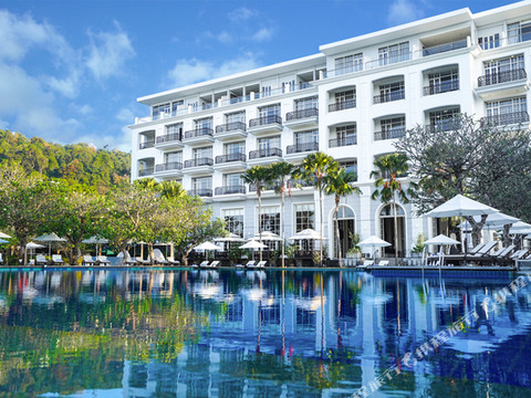 兰卡威丹娜豪华海滩别墅度假村