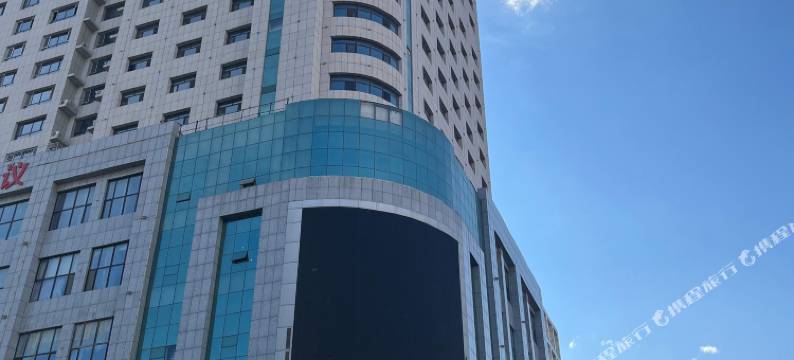 赤峰九宇世纪酒店图片