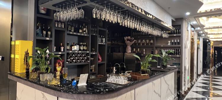 新和天城酒店图片